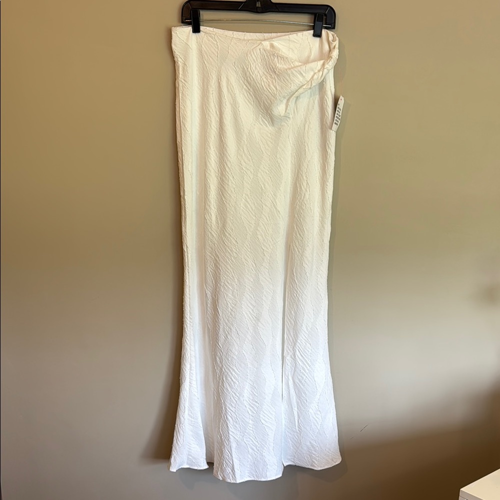 NWT TopShop white textured midi shirt, size 10